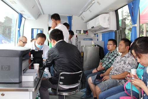 在獻血車獻血應該注意什么？01